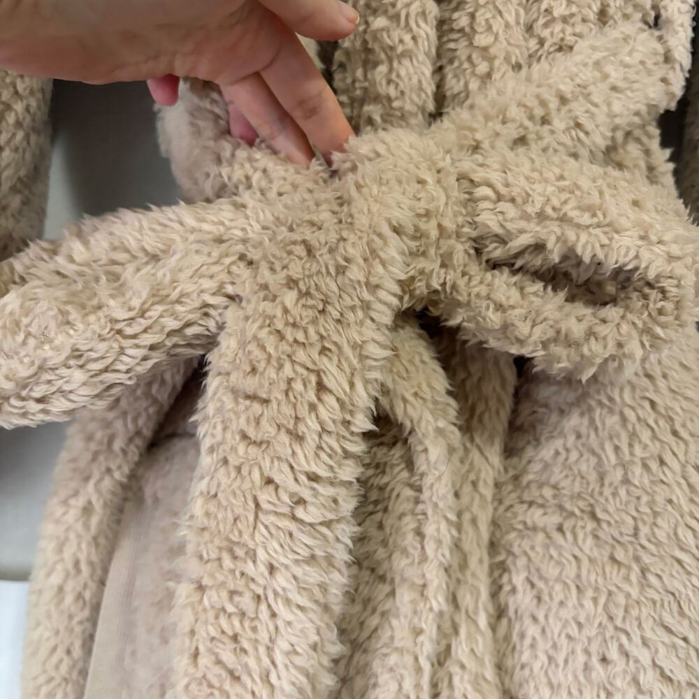 Pottery Barn Cozy Teddy Sherpa Hooded Robe in Camel XL - Picture 6 of 12
